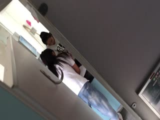 [精品厕拍]CP跟拍系列❤️培训机构有个高跟美女貌似在换衣服脱光了尿尿