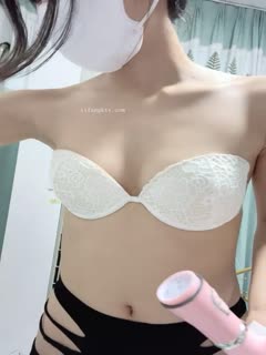 疯狂推荐！极品大学生被干了~[小兜兜]白浆直流~爽~！~✨✨✨男友狂干，惨叫不断-222014-372第02集