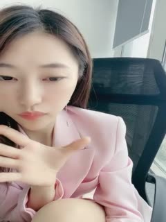 重磅！重庆某集团公司白领~[小兔丫丫]极度反差~刺激！~~✨✨✨--聊前男友打野战，在K做-267第01集