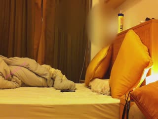 台湾情侣泄密❤️微肉人妻被大肉棒猛插2A側面拍_[new]第01集