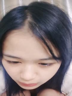 让人垂涎欲滴的小美女！[佳佳小宝贝]一周收费合集！！~~~✨✨✨--小妹妹18刚成年，直播尺度却非常大_012511第01集