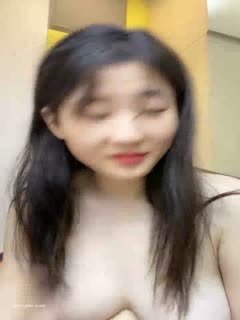 新人下海！湖南妹子！[周小童]奶子大~屁股大~尺度大！！~~~✨✨✨--小妹妹一脸的稚嫩14-1_[new]第02集