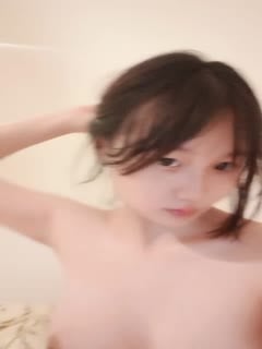 新人！G奶学生被干了~[一起贴贴]✨✨✨--清纯，扑面而来的初恋感，被操了，真是让人心痛-556第01集