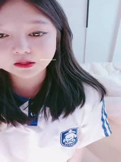 [19岁女孩]江苏少女白虎一线天超大奶✨✨✨白嫩肥美，露脸，谁能干上这逼就爽翻了[1]第01集