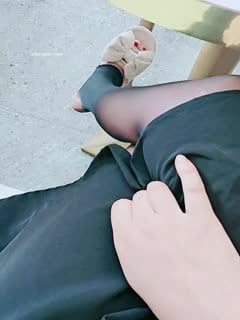 [户外实习生]漂亮小女孩戴着跳蛋~逛市场~骑车各种露~✨✨✨胆子真是太大了，就是这份心跳-203014-351_[new]第01集