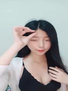 超重磅绝版资源！校花女神[一梦]早期下海珍贵录像~！✨✨✨--这颜值这身材这尺度，反差感极其强烈！_20220520_011206第01集