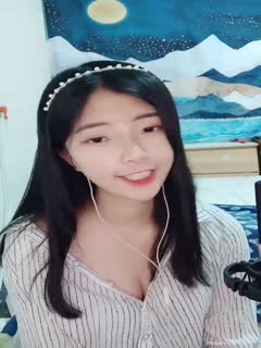 超重磅绝版资源！校花女神[一梦]早期下海珍贵录像~！✨✨✨--这颜值这身材这尺度，反差感极其强烈！_20220415_231401第01集