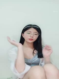 超重磅绝版资源！校花女神[一梦]早期下海珍贵录像~！✨✨✨--这颜值这身材这尺度，反差感极其强烈！_20220518_231400第04集