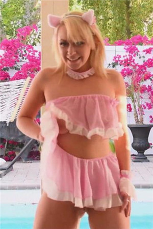 FGirls-Ava Sinclaire