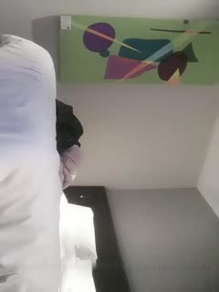 [全国探花]老哥约了个高颜值粉衣妹子TP啪啪，还不怎么会口口大力猛操，很是诱惑喜欢不要错过