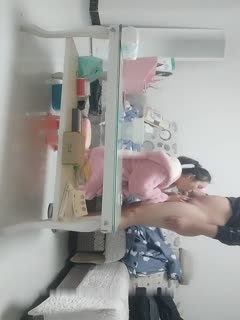 [专搞良家]老哥约了个少妇上门啪啪，口口搞硬沙发上大力猛操，很是诱惑喜欢不要错过