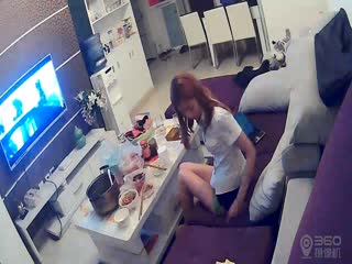 [360水滴居家系列无水印]-稀缺家庭摄像头偷窥第五部-换衣喂奶各种裸体记录贵在真实720P