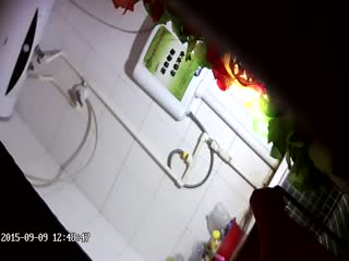 [精品偷拍]女生宿舍卫生间全景偷拍，几个颜值都不错第三番N25_01123732