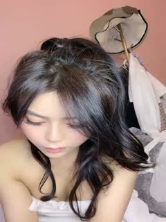 女神-潮吹女王-❤️小米❤️被榜一约到了，给榜一大哥吃鸡巴，还被大哥舔喷了，对白精彩！ [2]