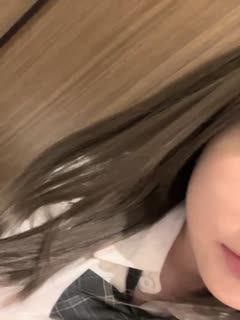 《宅男✅重磅✅福利》高颜妙龄网红美少女嫩妹京鱼儿下海露脸收费私拍奶子坚挺圆大无毛私处极粉公园凉亭紫薇放尿白浆泛滥[2]第01集