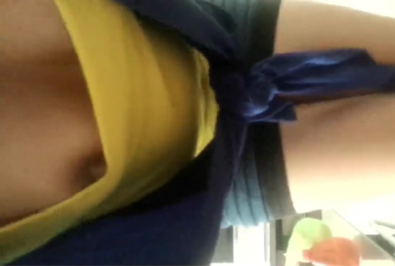 [国产馆]想我了吗对白淫荡的干妈上司和儿子办公室激情啪啪