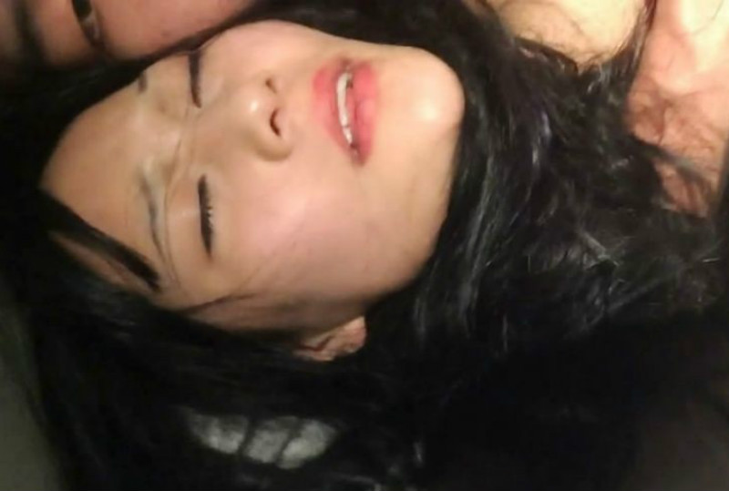 [国产馆]朋友非常漂亮的高颜值性感女友为了报复朋友出轨约我酒店啪啪