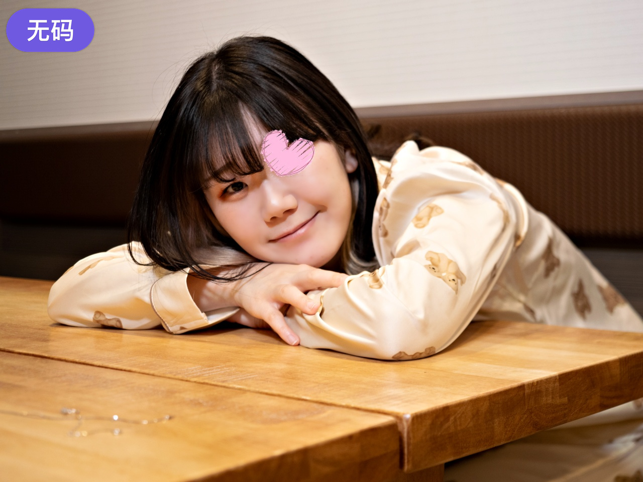 FC2-3211752 [パジャマ★モナシ]パジャマdeおじゃま♥マジでどこにでもいそうな女の子をナンパ♥ノリも