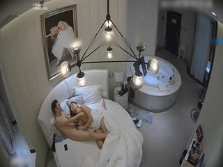 约高挑丰腴漂亮妹子到